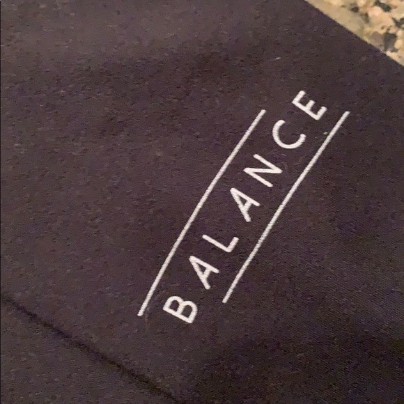 Good hYOUman XS black leggings - Picture 3 of 3